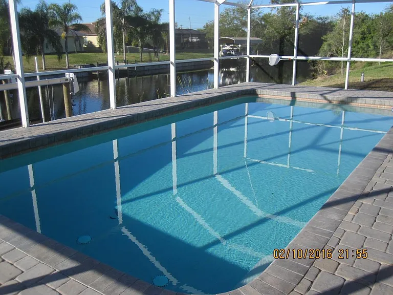 Gulf access, Boat Lift, Heated Southern Exposure Pool