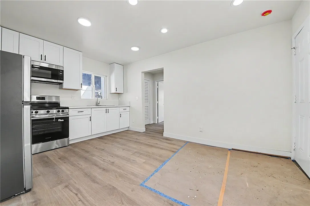 2 bed, 719 sqft, $2,800 — Photo 4