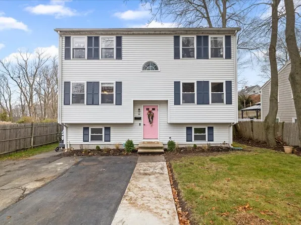 20 Lincoln Ave, Marblehead, MA 01945