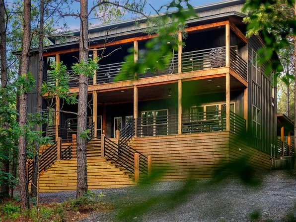 133 Bear Maple Trl, Broken Bow, OK 74728