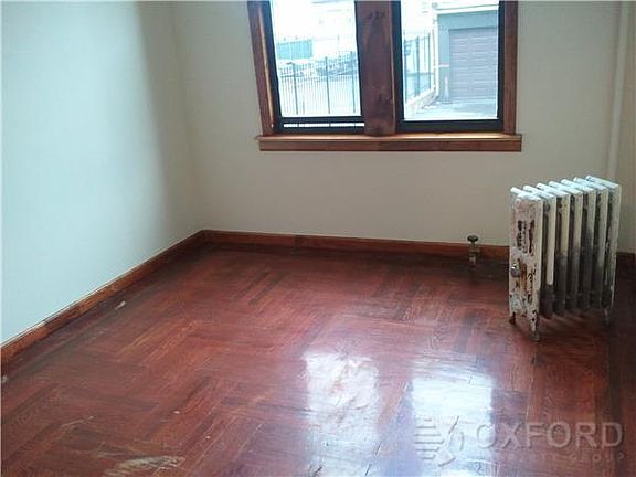 5th image of 2315 31st Ave APT 1R