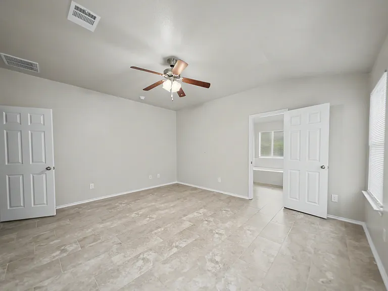 5405 Rimes Ct — Photo 12