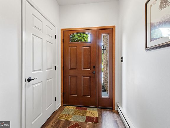 2nd image of 1257 Lindsay Ln