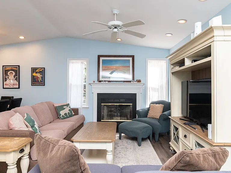 2 Sea Side Dr — Photo 8