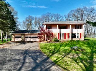 5097 Holloway Dr, Columbiaville, MI 48421