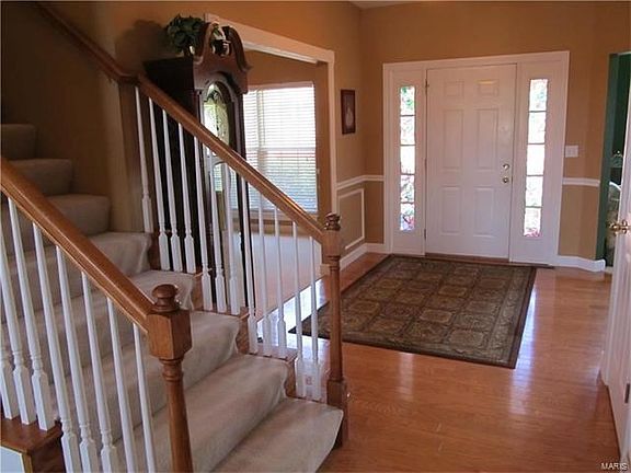3rd image of 1619 Coles Ct