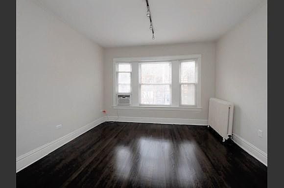 2nd image of 855 W Grace St
