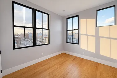 Rented by MADEHOME