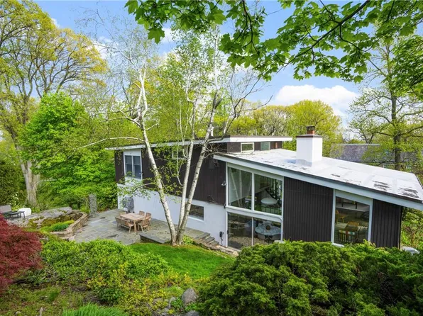 220 Barnard Road, Larchmont, NY 10538