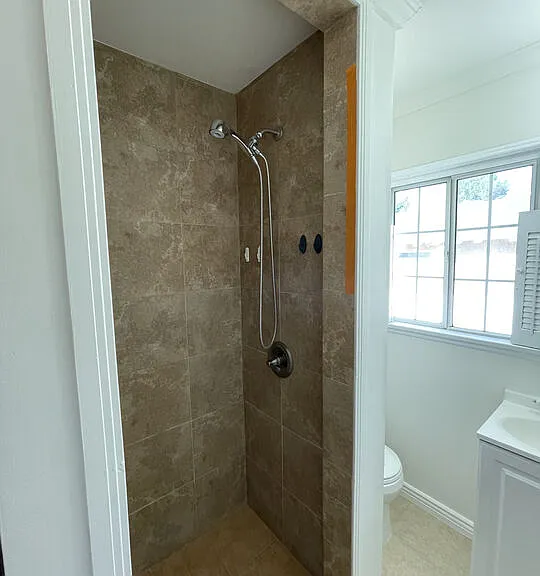10631 Tinker Ave — Photo 33