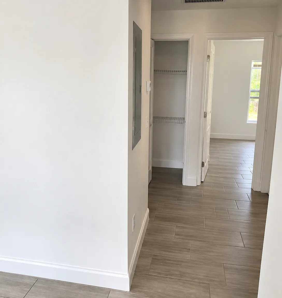 2 bed, 895 sqft, $1,700 — Photo 4