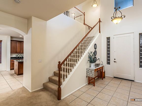 4th image of 41115 W Robbins Dr