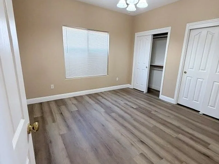5009 Glacier Canyon Ct — Photo 12