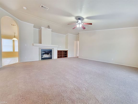4th image of 311 Pheasant Ln