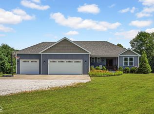 8230 W Nasby Trl, Columbus, IN 47201