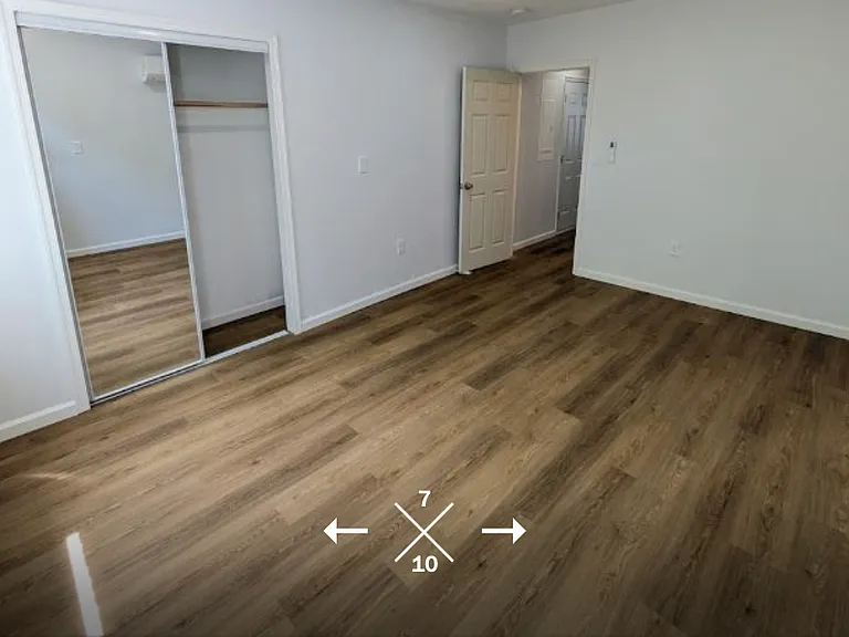 1428 A St SE #4 — Photo 7
