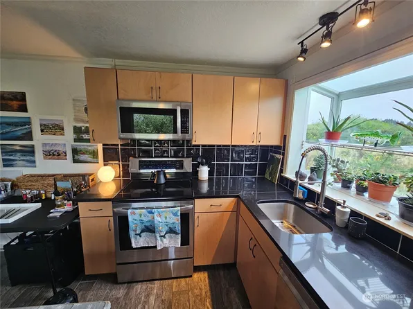 865 Cuddy Court NW #101 A, Ocean Shores, WA 98569