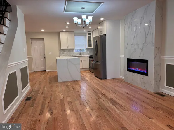 8017 Forrest Ave, Philadelphia, PA 19150