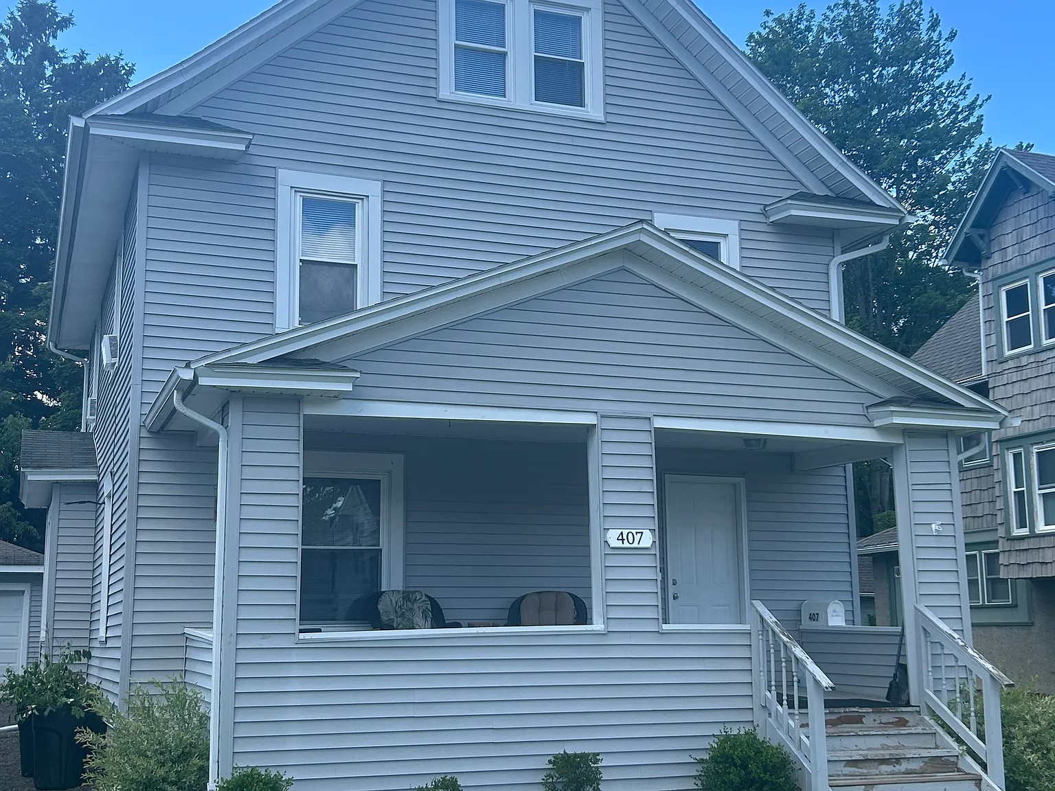 3 bed, 1.5 bath, 1750 sqft, $2,400 — Photo 2