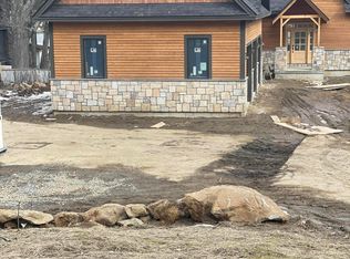 123 Seelye Rd, Queensbury, NY 12804