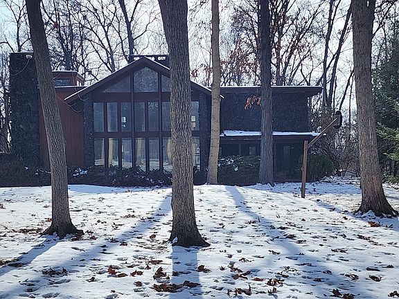 2nd image of 1677 W Forest Rd