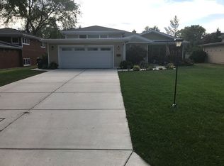 1312 Hawthorne Ln, Glenview, IL 60025