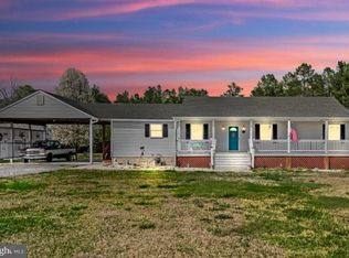 17315 Courtney Rd, Hanover, VA 23069