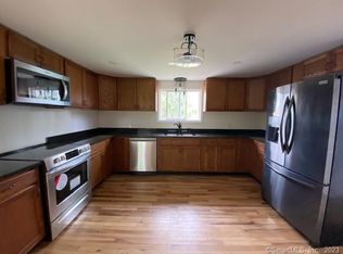 29 Arpin Ln, Griswold, CT 06351