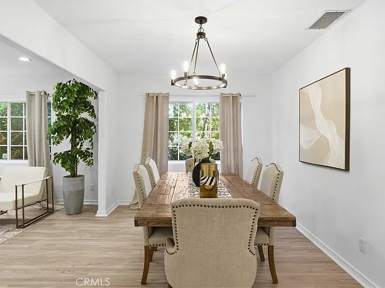 5224 Woodlake Ave — Photo 11