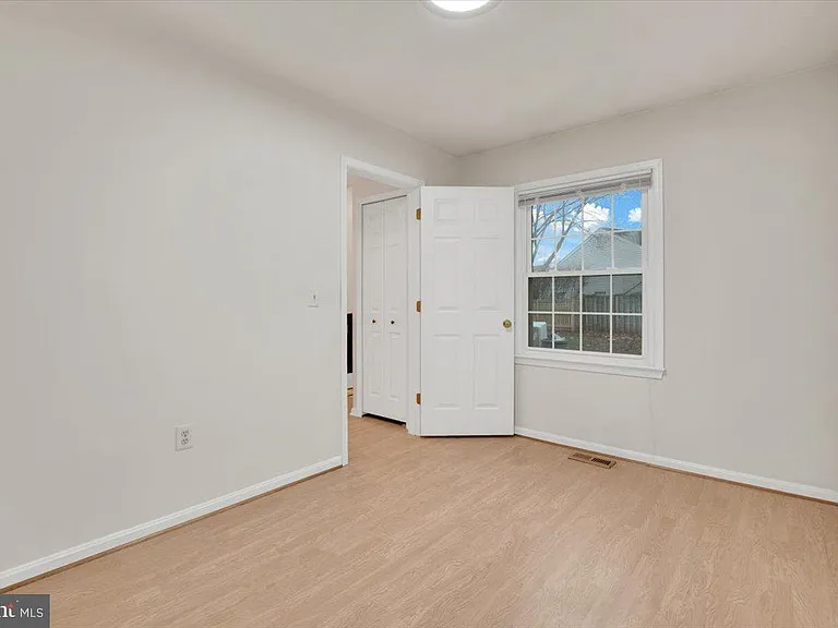 12451 Plowman Ct — Photo 23