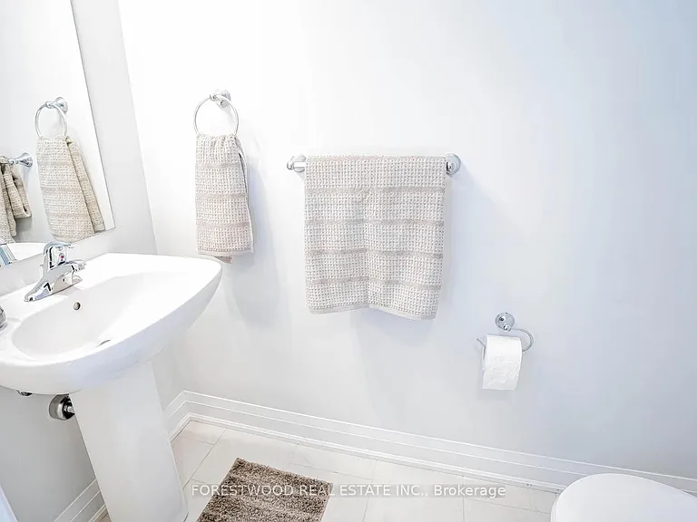53 Humberstone Dr — Photo 48