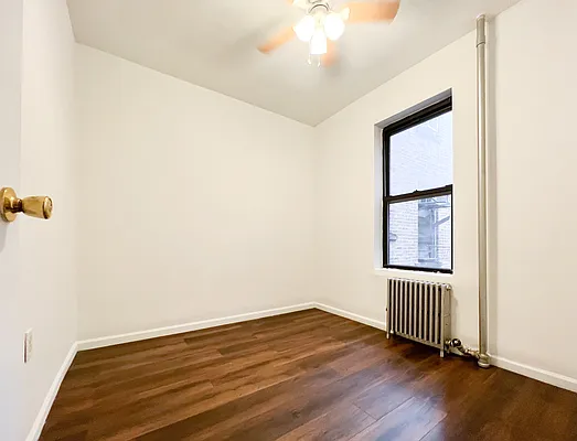 Rented by Kahen Properties | media 8