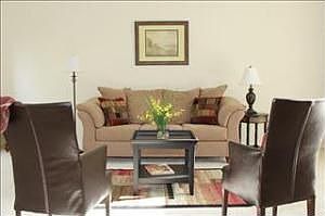 4th image of 1 Pond Dr W