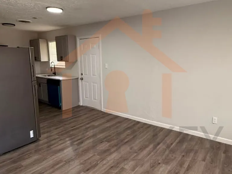 3413 SW Abilene Dr — Photo 4