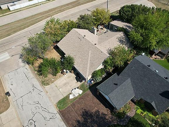 5th image of 7940 Firefly Dr