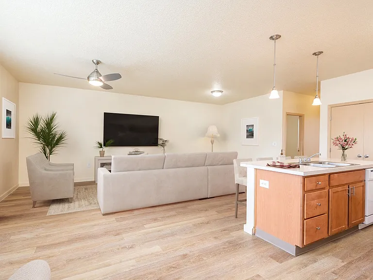 1497-1549 NE Market Dr — Photo 19