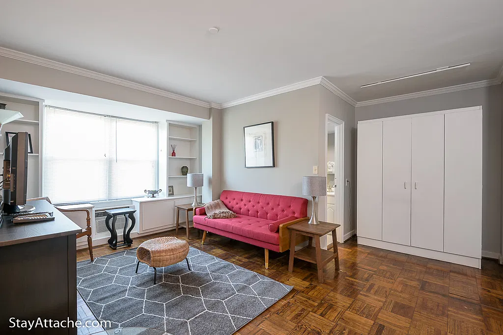 2130 N Street NW Unit 304, Washington, DC 20037 in Dupont /WestEnd — Photo 2