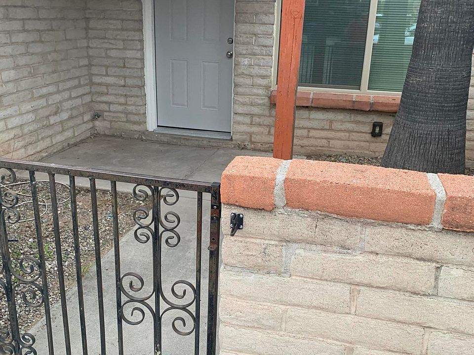 1st image of 510 E Jacinto St
