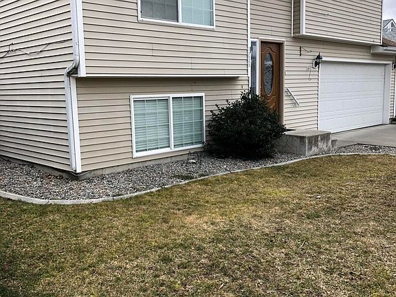 3rd image of 1236 E Cactus Ave
