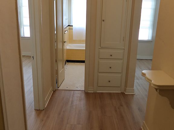 2nd image of 803 N Detroit St #7