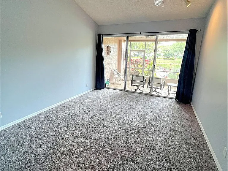4636 Deer Trail Blvd — Photo 16