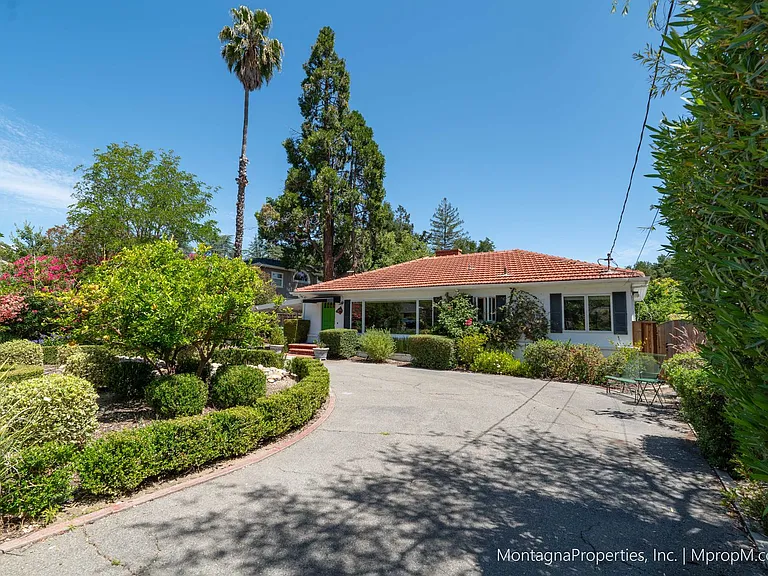 16911 Kennedy Rd — Photo 5