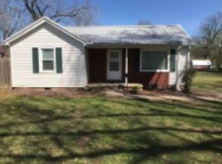 410 N 8th St, Murray, KY 42071