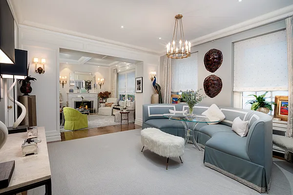 Sold by Compass | media 2