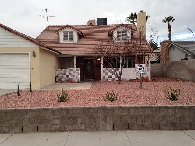 1st image of 801 Starks Dr