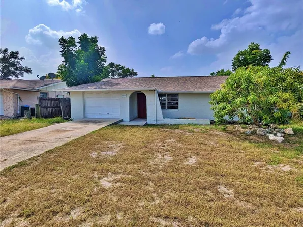 8855 Cairo Ln, Port Richey, FL 34668