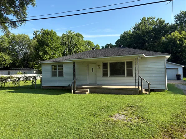 218 Pecan St, Jonesboro, AR 72401