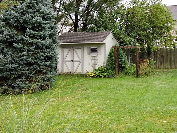 5th image of 10555 E County Road 600 N