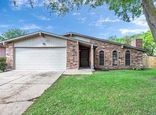 15710 Ironside Hill Dr, Houston, TX 77053