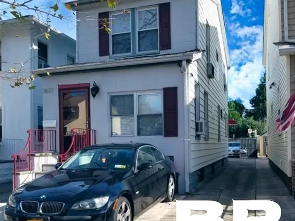 1637 W 2nd St, Brooklyn, NY 11223
